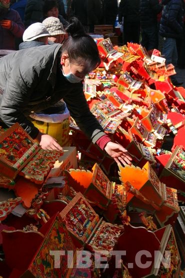 近藏历年 拉萨冲赛康里年味浓[图]