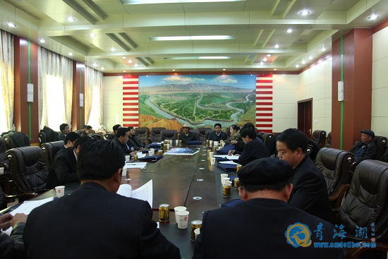 海南州人代会分团会议