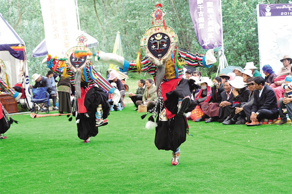 2018第三届觉木龙派藏戏文化旅游节正式闭幕